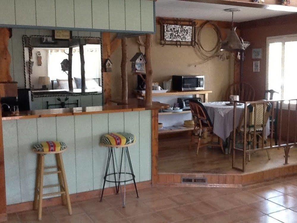 Lazy Dog Ranch Hotel Sierra Vista Exterior photo